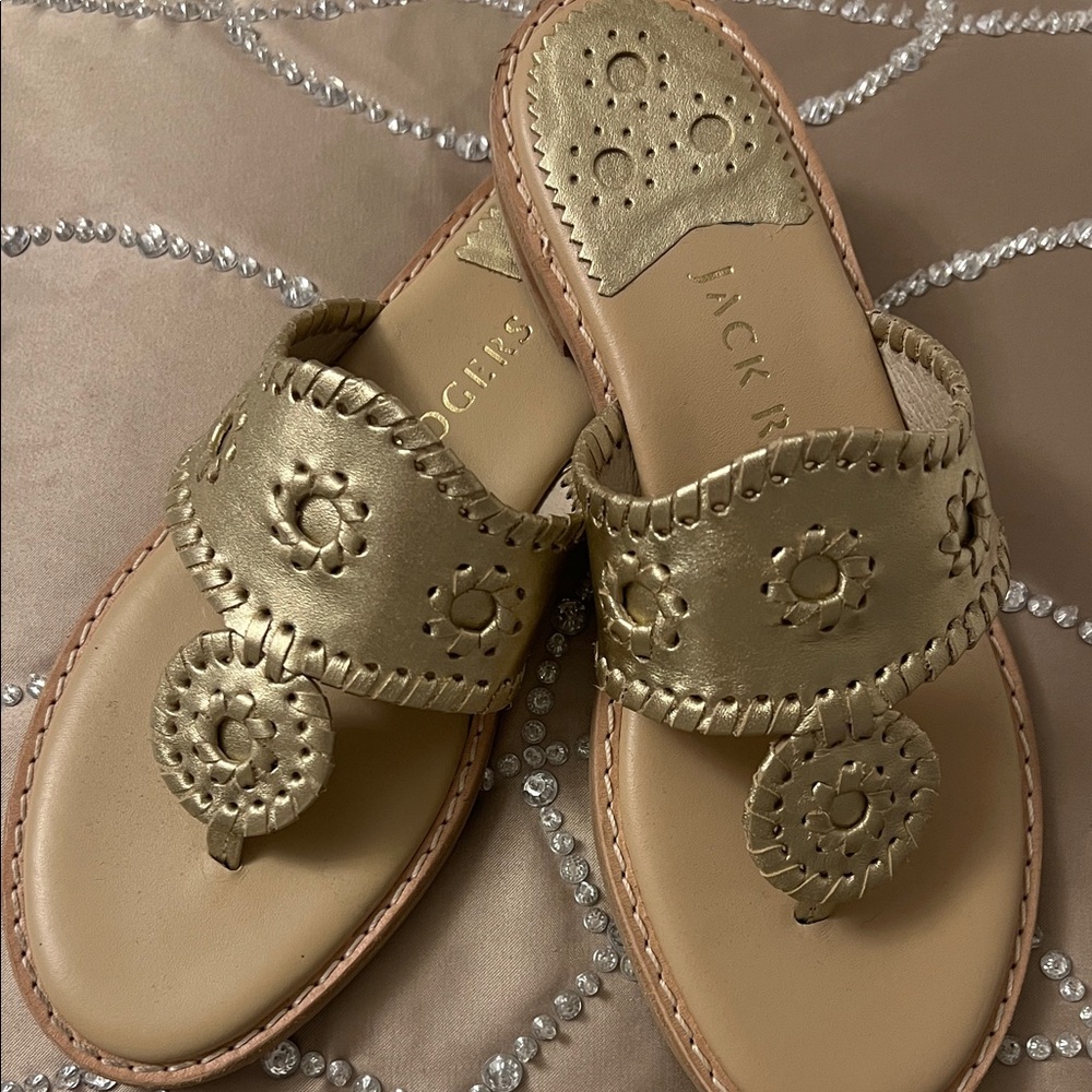 NWT Jack Rogers Sandals Size 5.5 gold